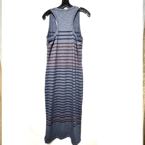 Sundry Synthetic Stripes Racerback Midi Dress in Blue 1 - Picture 6 of 9